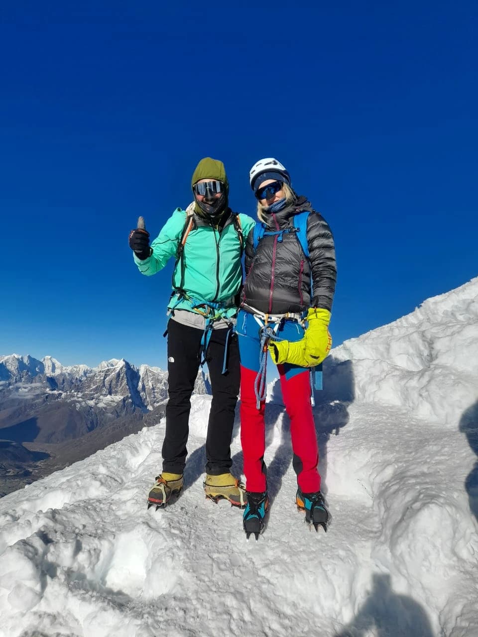 Island Peak (6,165m) climbing with EBC