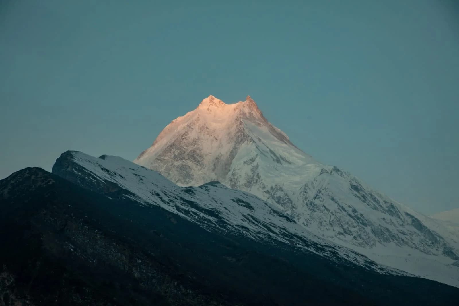 Manaslu Circuit Trek via Larkya pass (5,160m)