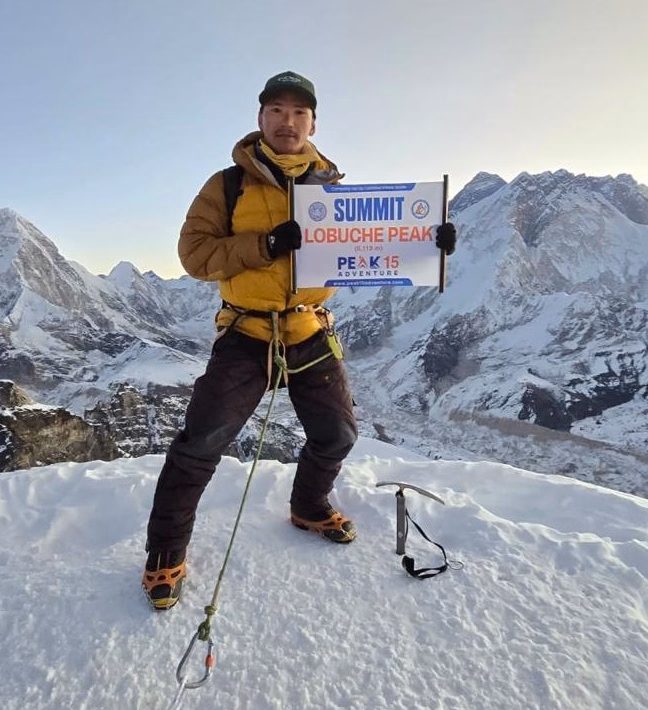 Three Peak (Lobuche, Pokalde & Island Peak)