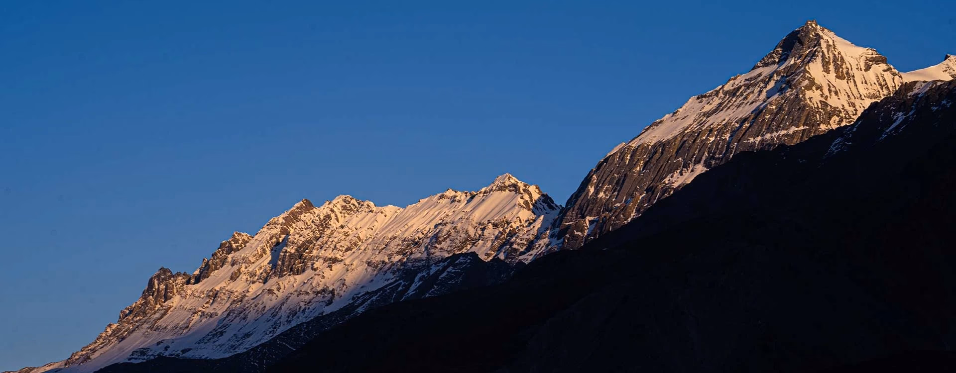 Upper Mustang Trek ( The Last Forbidden Kingdom in Nepal)