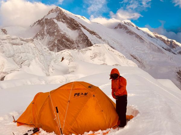 Kanchanjunga camps