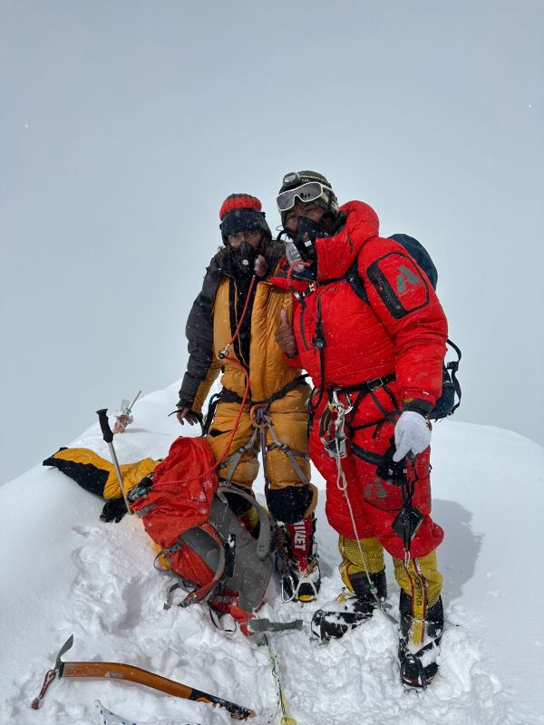 Kanchanjunga Summit by Ms Catherine Burry, French lady and Phurita Sherpa from Nepal on 2025-04-10 from Peak15adventure.